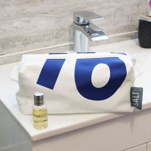 Club Shop Wash Bag Thumbnail